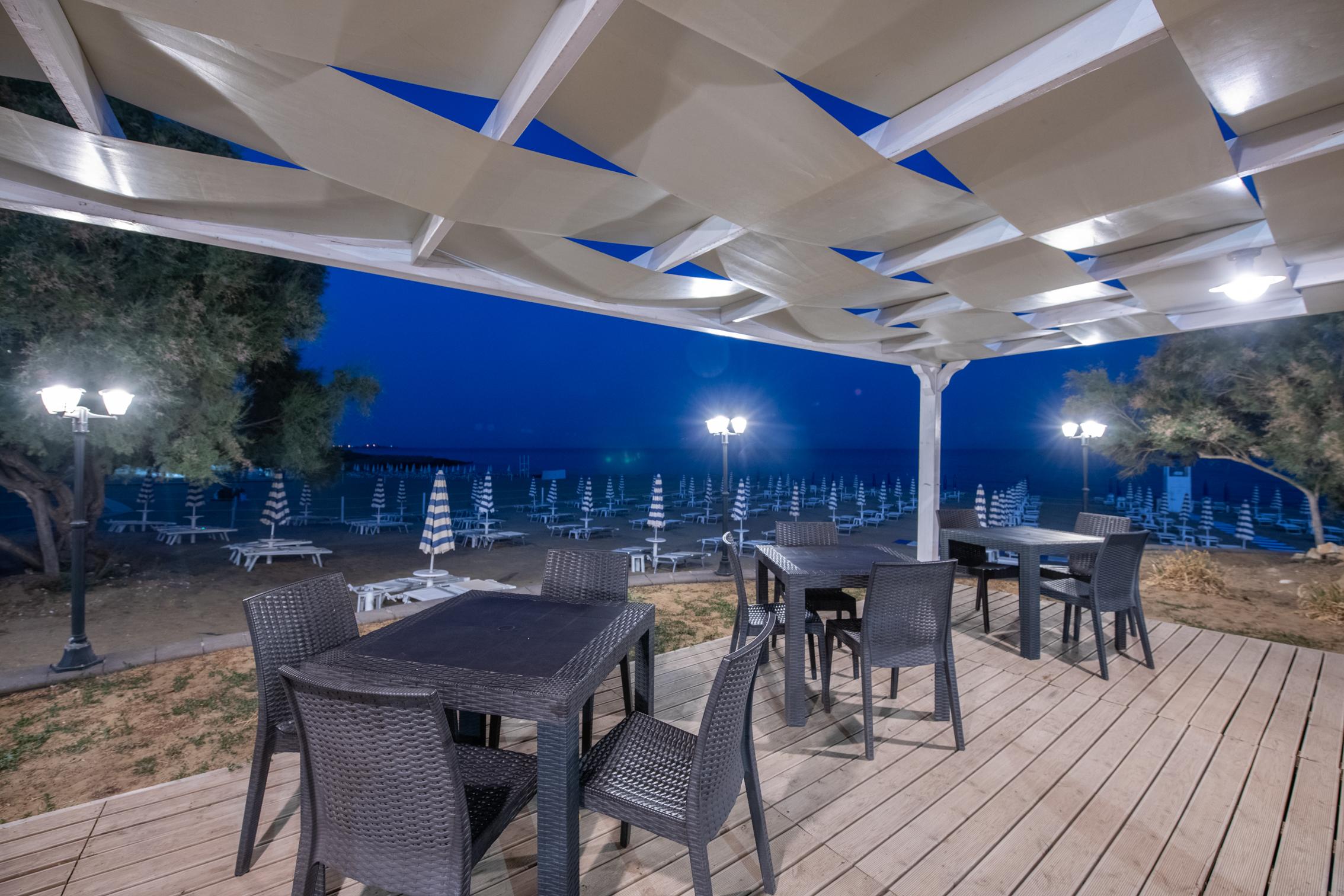 Club Eloro Hotel 4*