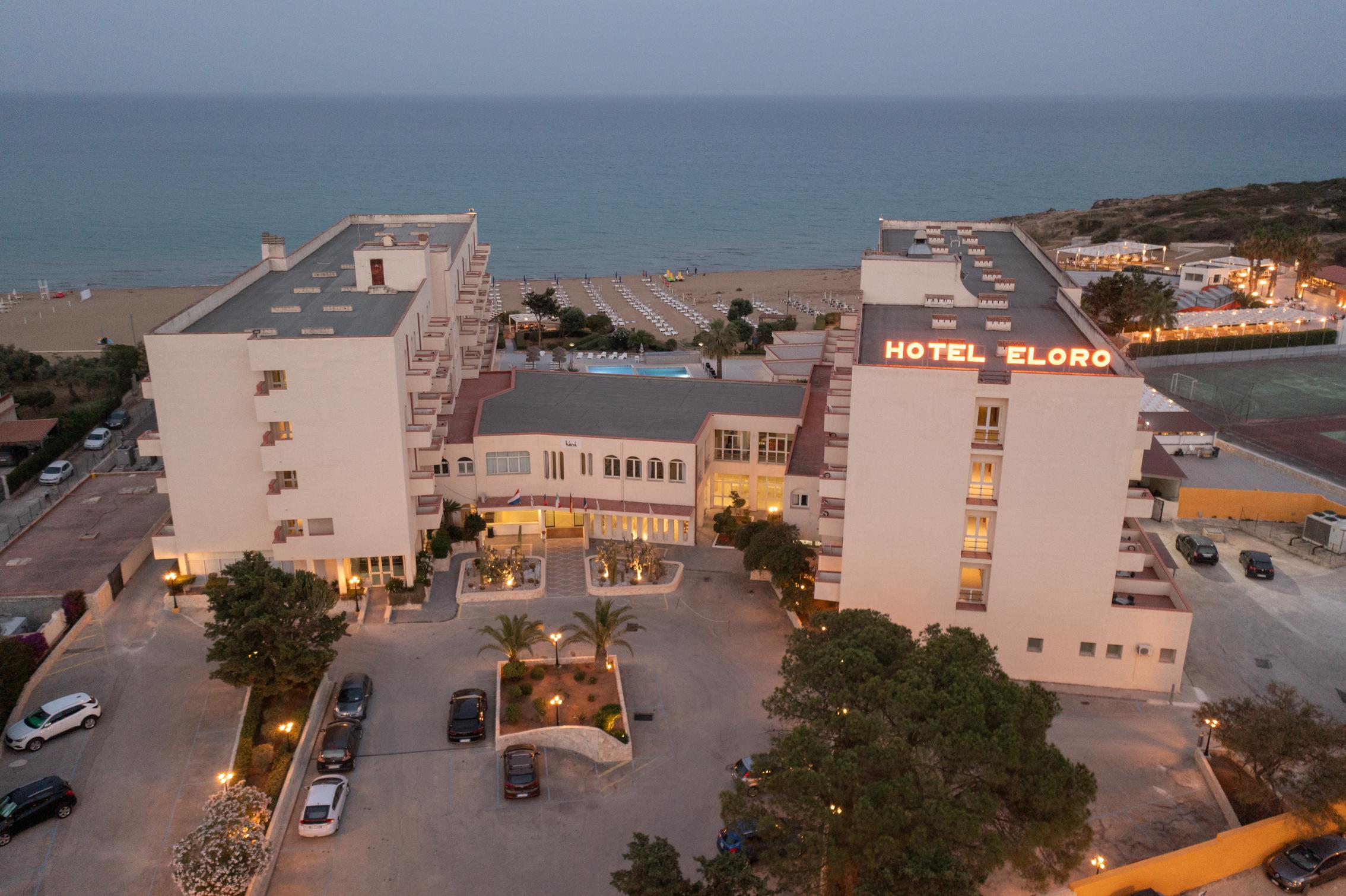 Club Eloro 4*